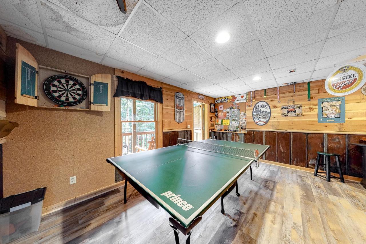 Bucky And Doe Doe'S Place Kiker Екстериор снимка